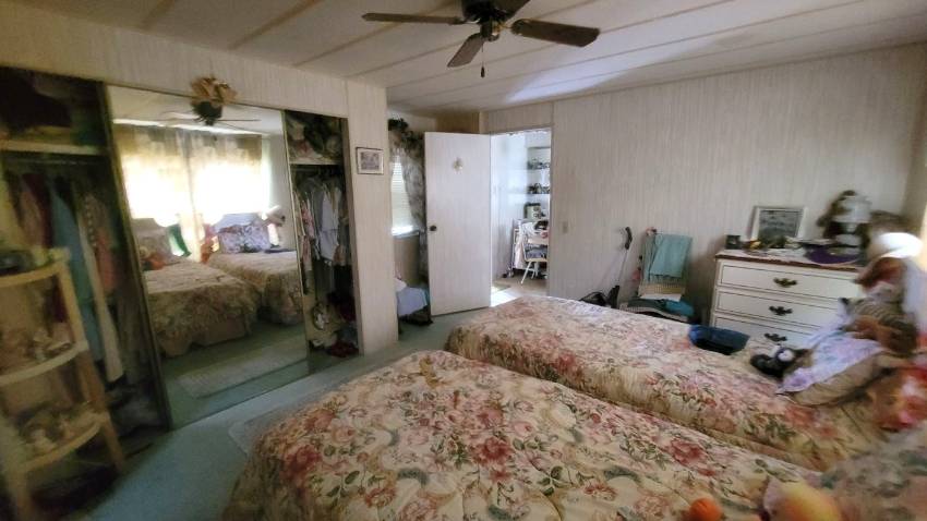 47 Rainbow Lane East a Dundee, FL Mobile or Manufactured Home for Sale